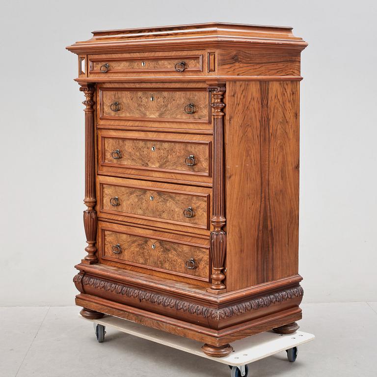 BYRÅ, nyrenässans, 1800-talets slut.