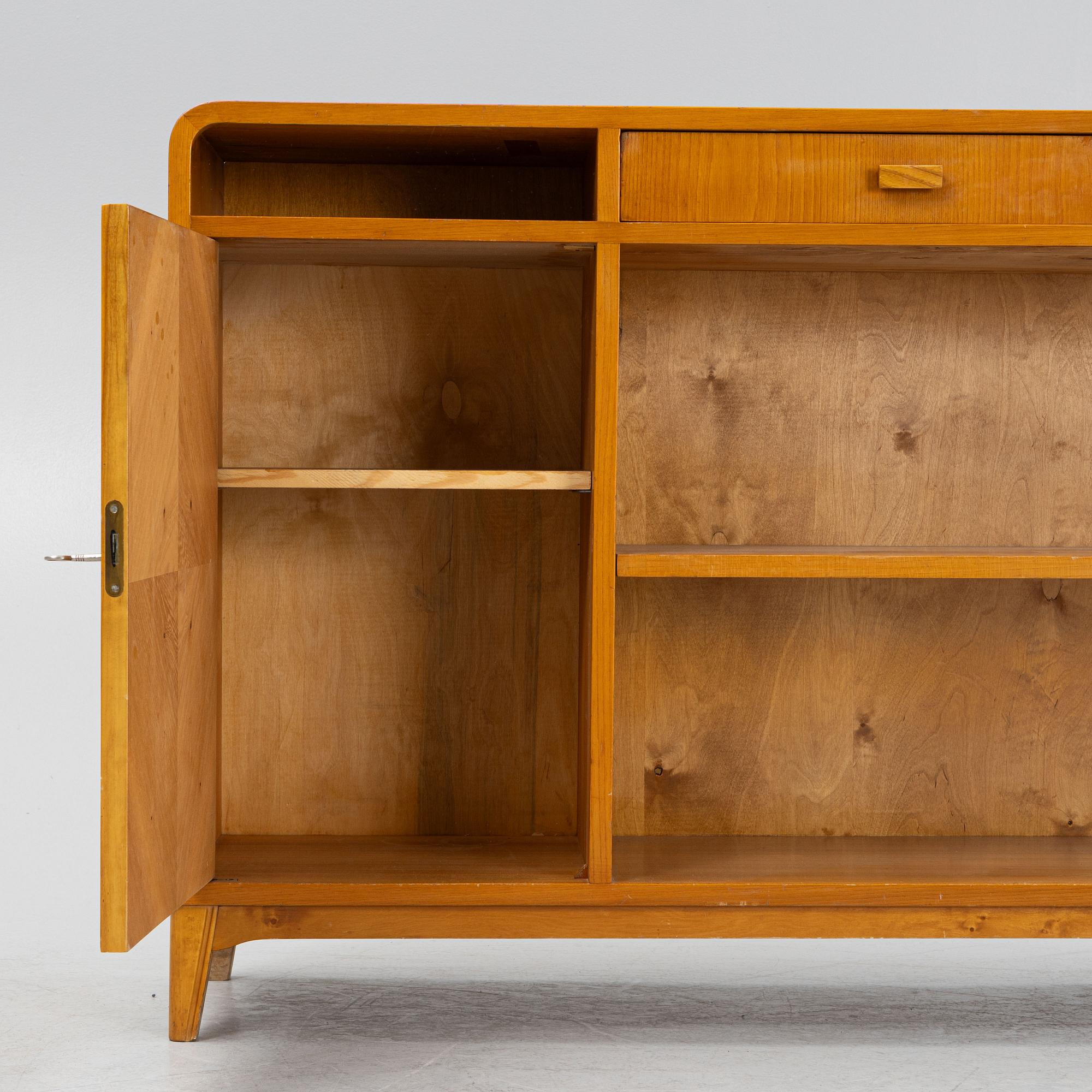 Bookshelf, AB Bråstorps Möbler, SMI, 1940s.