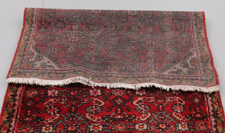 MATTA, orient, ca 312 x 95 cm.
