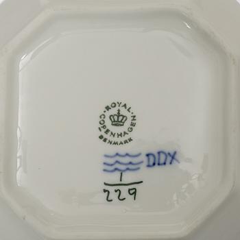 Royal Copenhagen, Thirteen service pieces, 'Musselmalet Riflet', Denmark, 19th–20th century.