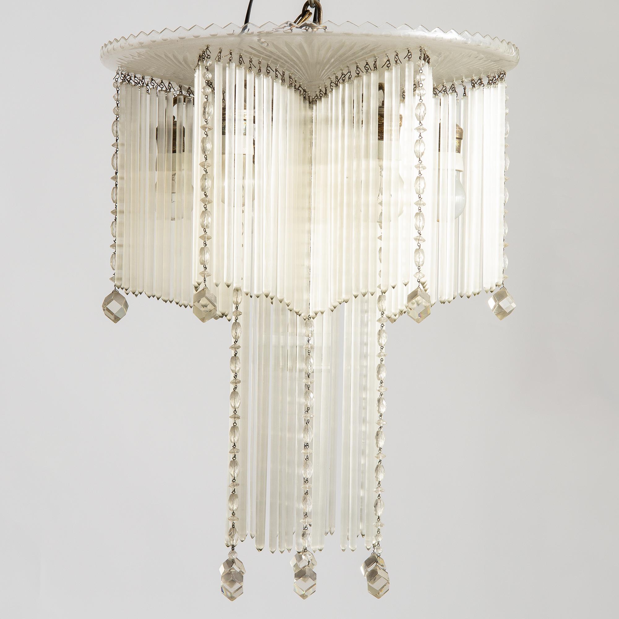 A chandelier, early 20th Century.