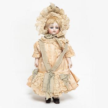Gaultier, biscuit doll "Fashion Lady", France, late 19th century.