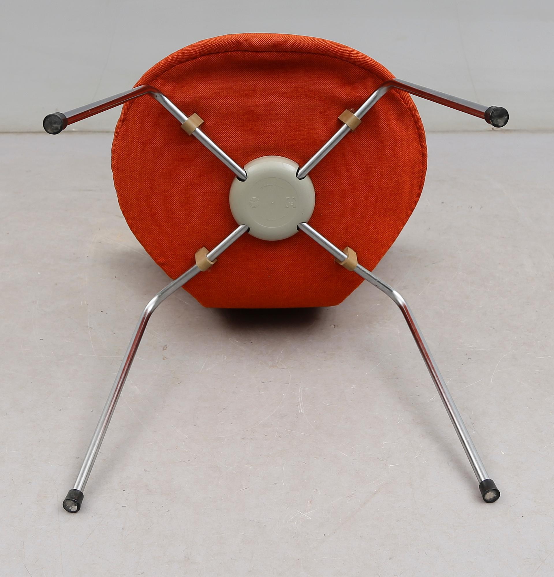 STOL, "Sjuan", Arne Jacobsen för Fritz Hansen, 1967.