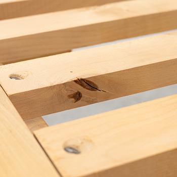 Alvar Aalto, Daybed/bed, model 710, Artek, second half of the 20th century.