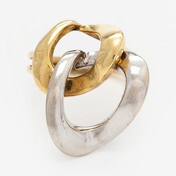 Ring, 14K gold and white gold, Kaj Erling, Helsinki 1973.