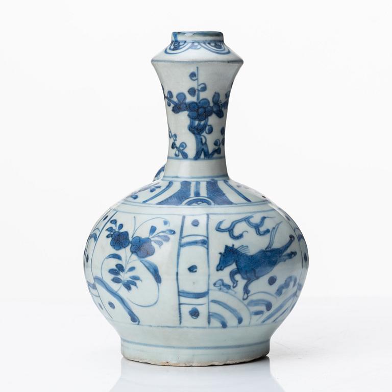 A blue and white kendi, Ming dynasty, Wanli (1572-1620).