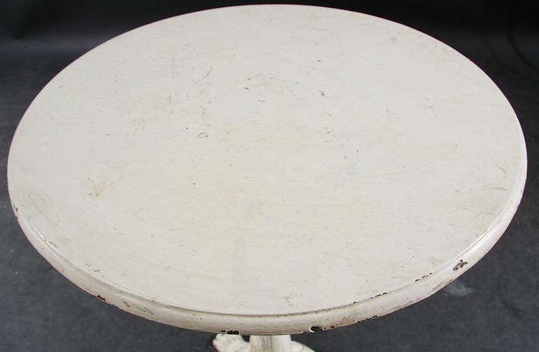 BORD, gjutjärn, 1900-tal.