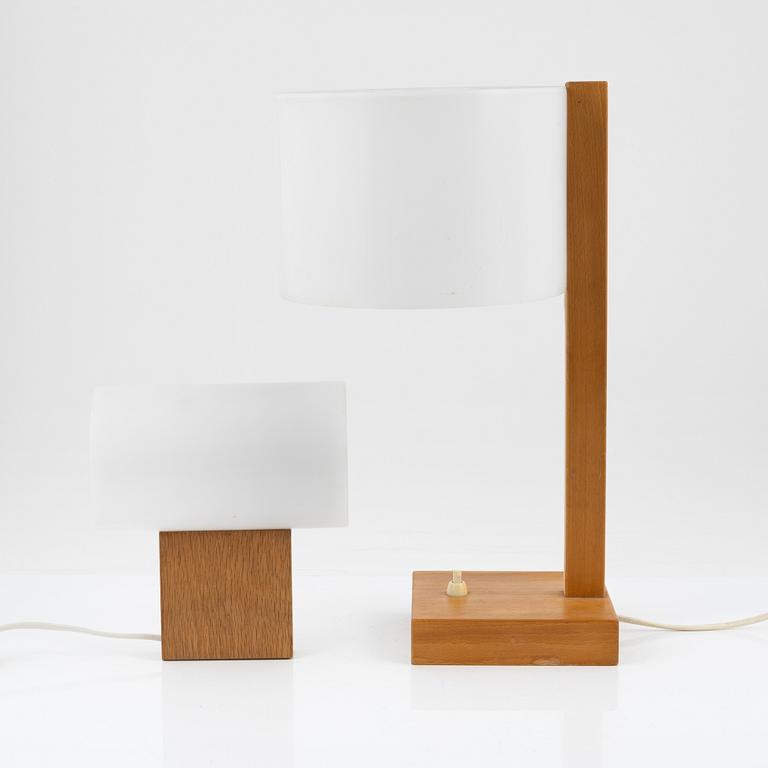 Uno & Östen Kristiansson, a wall light and a table light, Luxus, Vittsjö, Sweden.