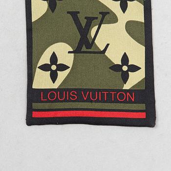 Louis Vuitton X Takashi Murakami, scarf, "Monogramouflage".