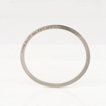 Elon Arenhill, armringar 2 st silver, Malmö 1964 och 1991.