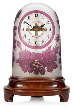 754. A Karl Lindeberg Art Nouveau table clock, Kosta.