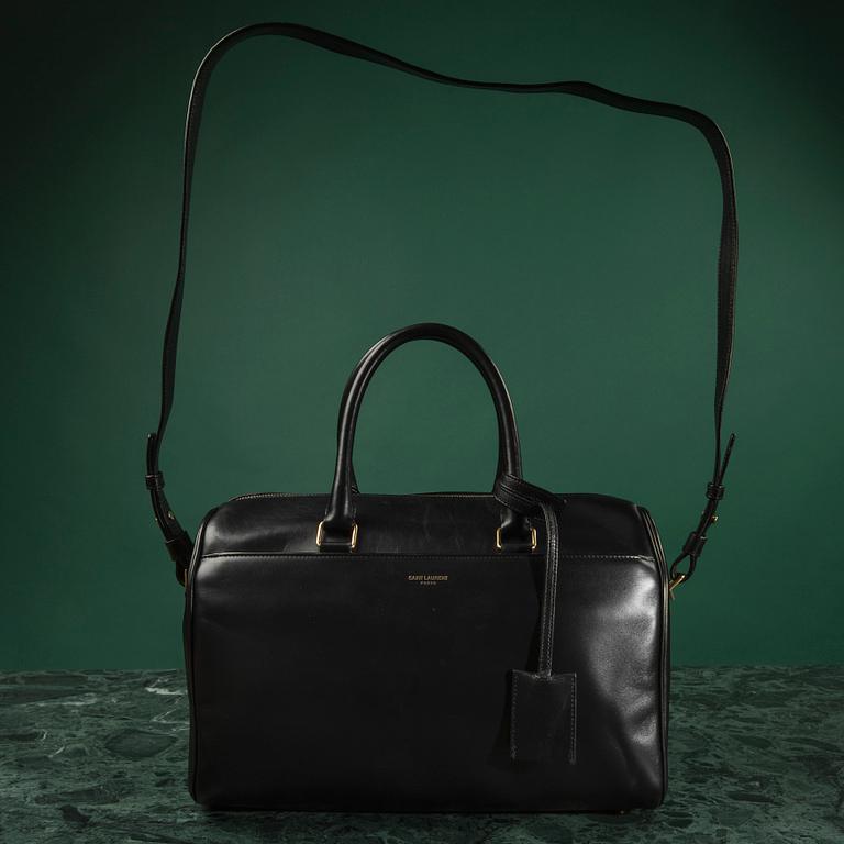 HANDBAG, "Duffle 6Hr Leather Noir", Saint Laurent" 30 x 20 x 17 cm.