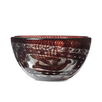 7. Edvin Öhrström, an "ariel" glas bowl, Orrefors, Sweden 1956.