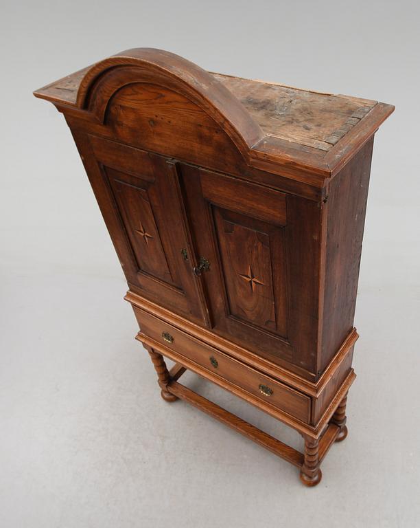SKÅP, barock, 1700-tal.