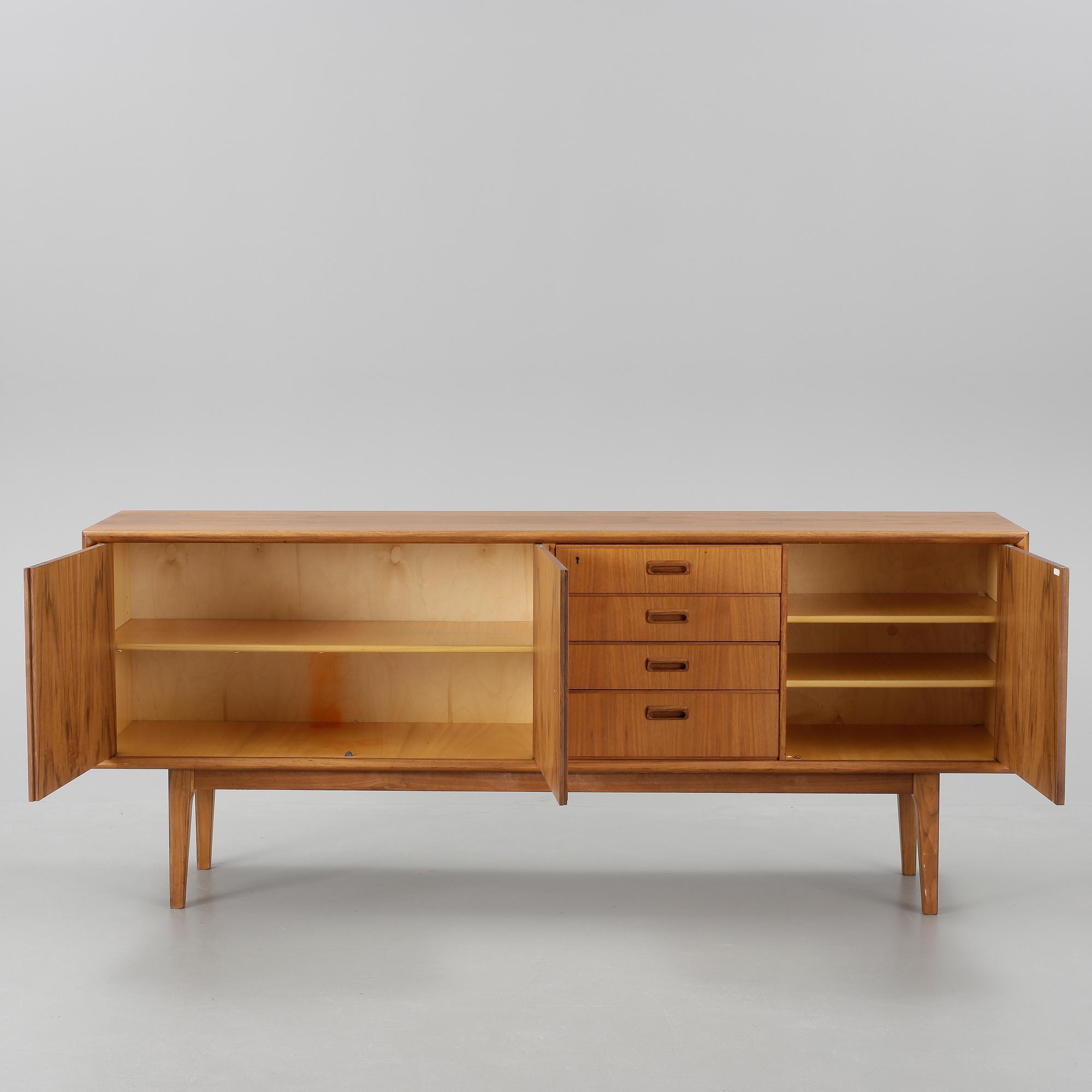 SIDEBOARD, 1960-tal.
