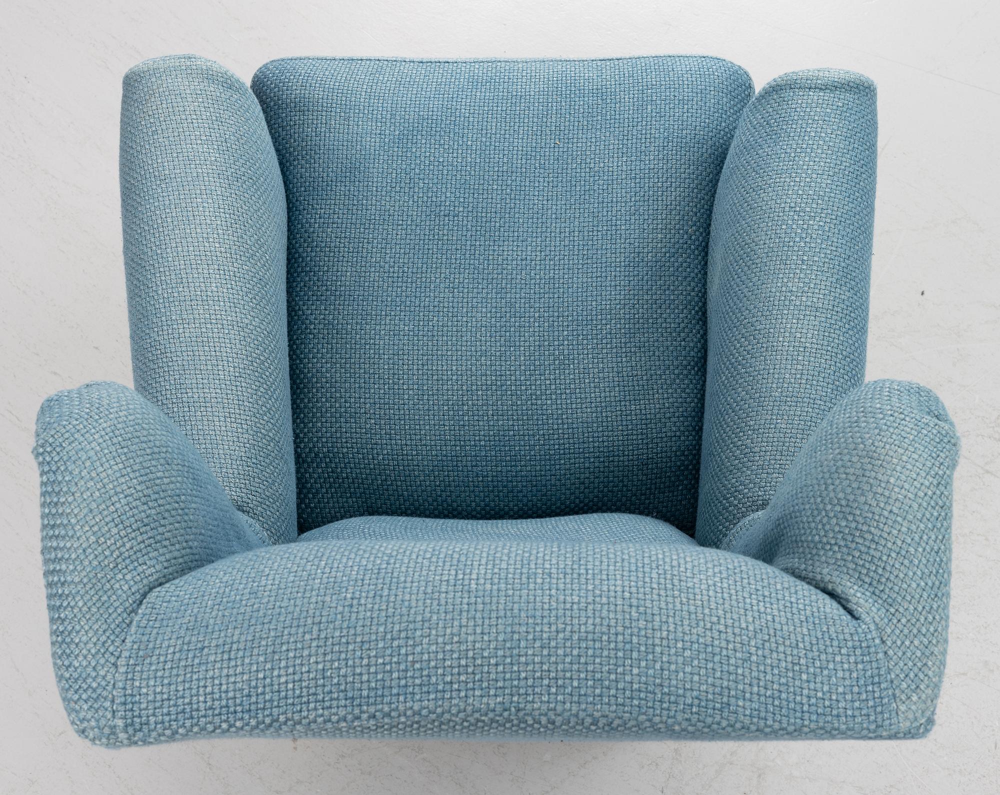 Armchairs, a pair, contemporary manufacture.