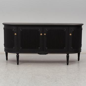 SIDEBOARD, gustaviansk stil, 1900-talets andra hälft.