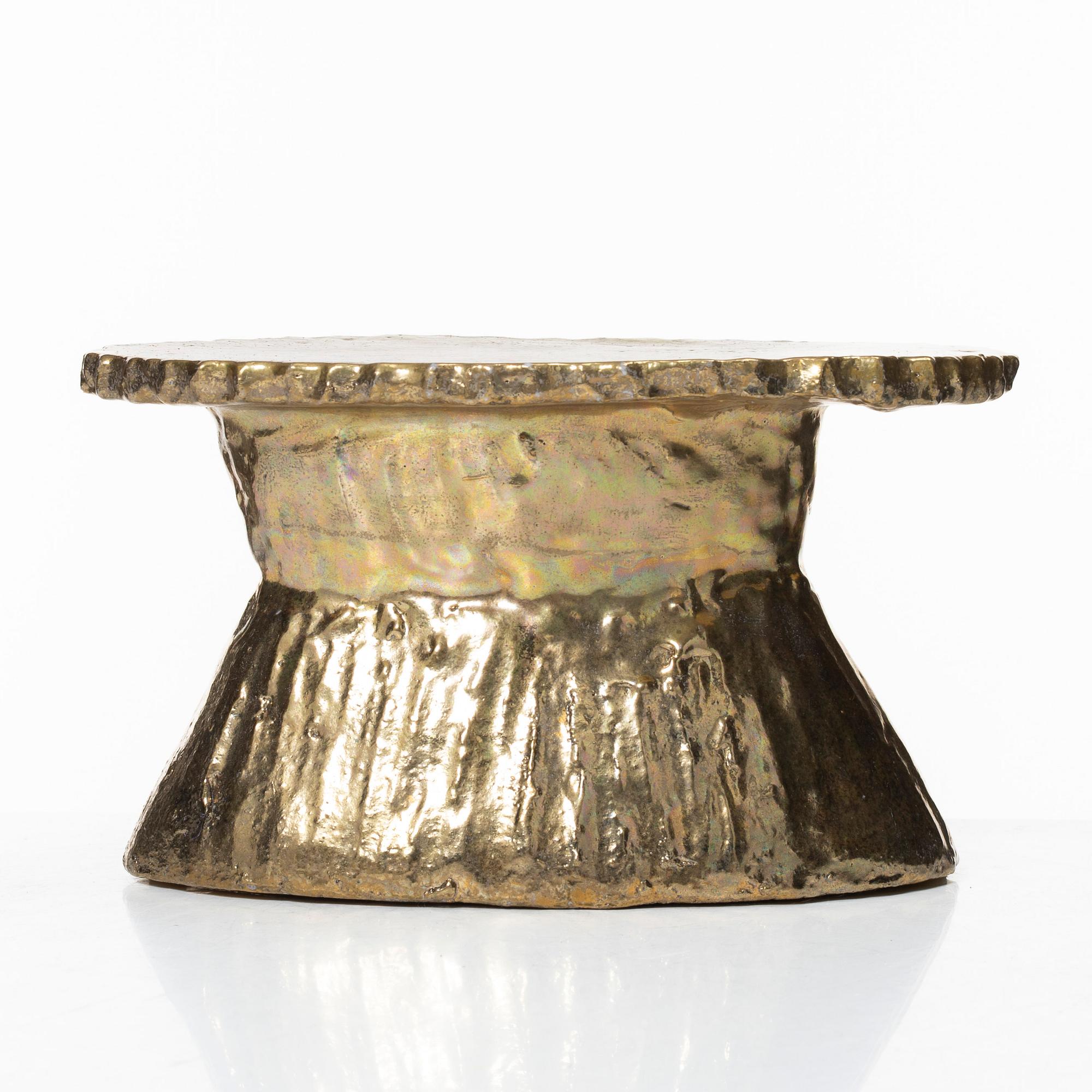 Kirsten Ortwed, "Fläche auf Sockel".