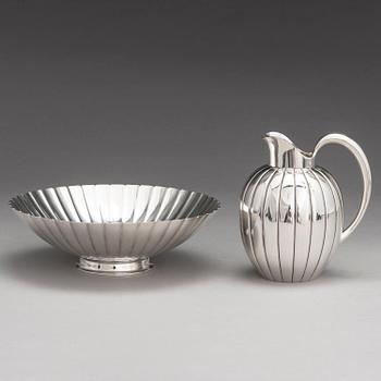 SIGVARD BERNADOTTE, A sterling silver Strawberry Set '856 A' for Georg Jensen, Copenhagen 1990-91. Design year 1938.