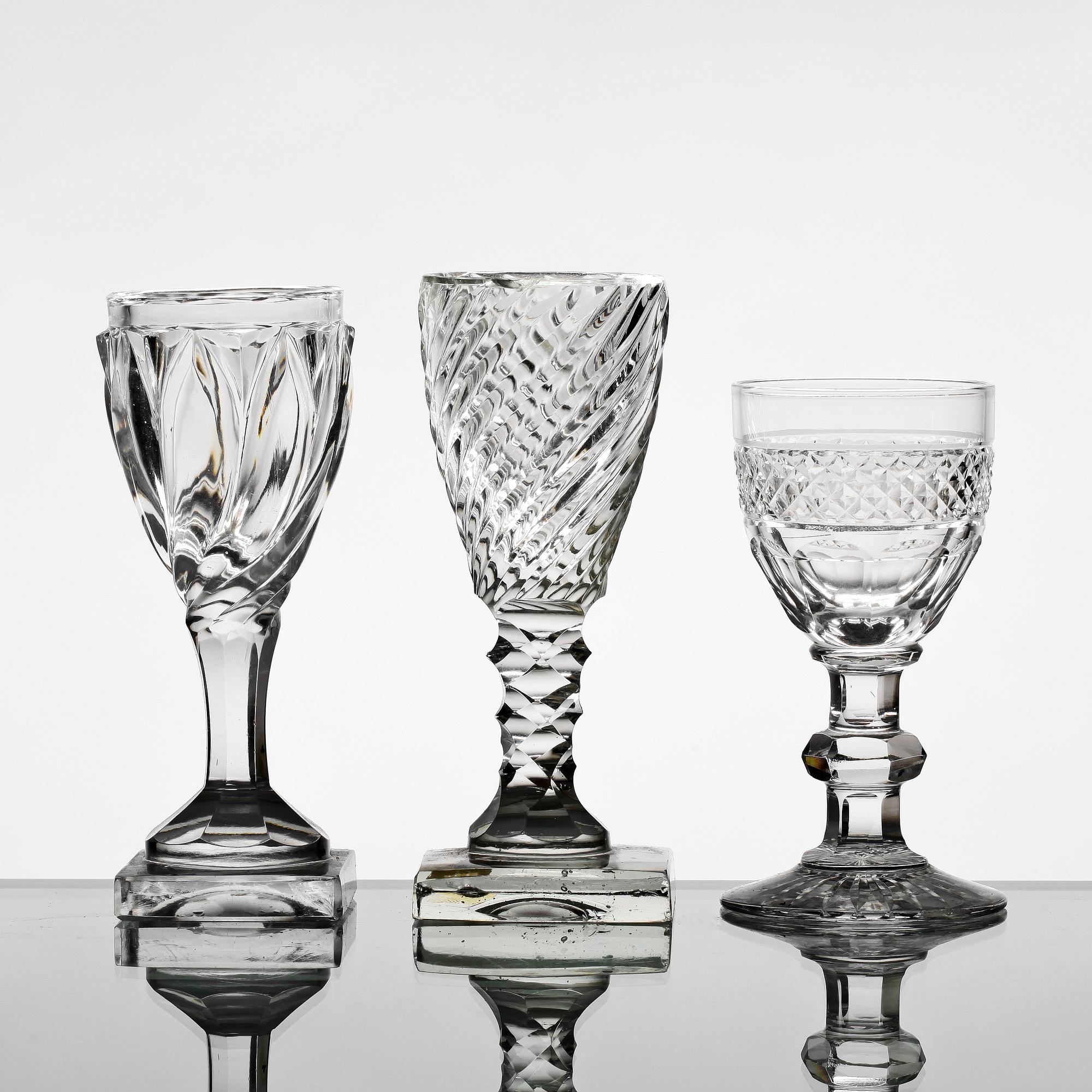 STARKVINSGLAS, 18 st, främst 1900-tal.