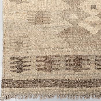 A CARPET, Kilim 248 x 171 cm.