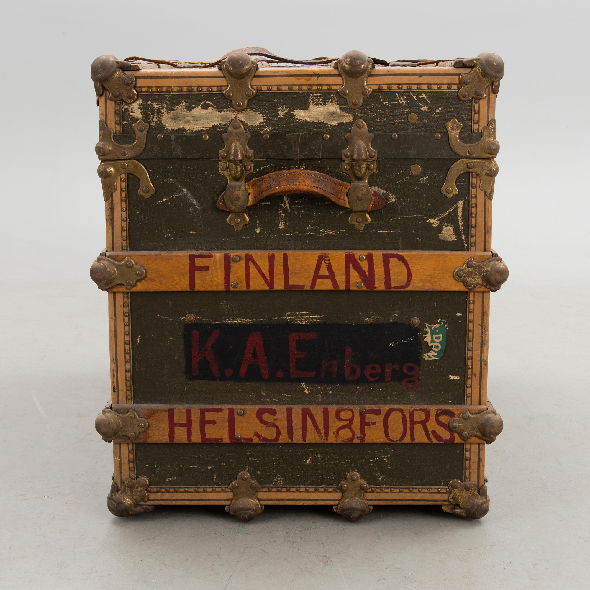An early 20th Century trunk by The Belber Trunk Bag Co New York. Bukowskis