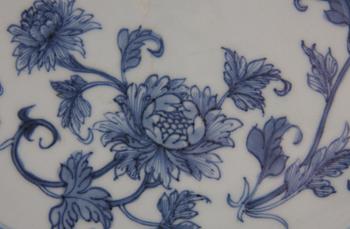 TALLRIK, porslin, Kina, 1700-tal.