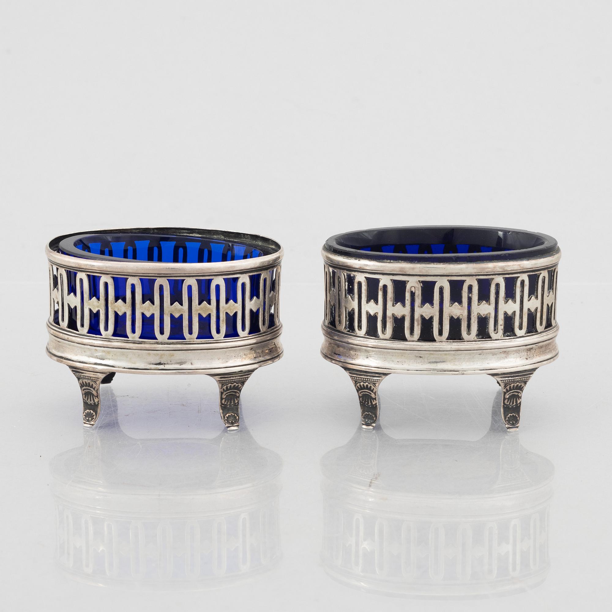 Gustav Hamnqvist, saltkar, ett par, silver och glas, Åmål 1810.