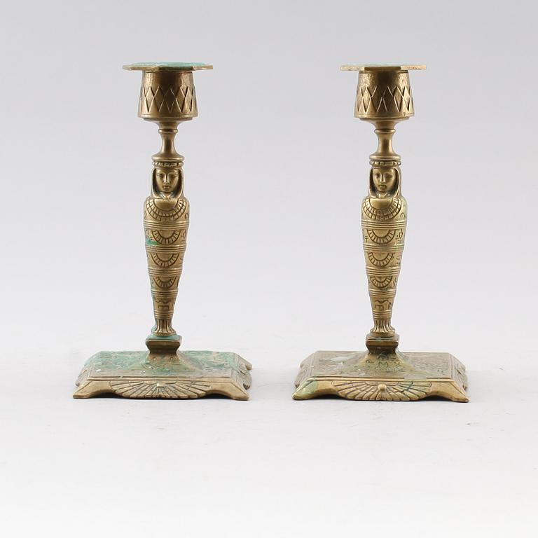 LJUSSTAKAR, 1 par, brons, art déco, 1920-/30-tal.