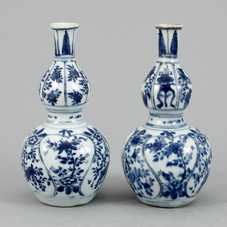 VASER, ett par, Kina, 1800-tal.