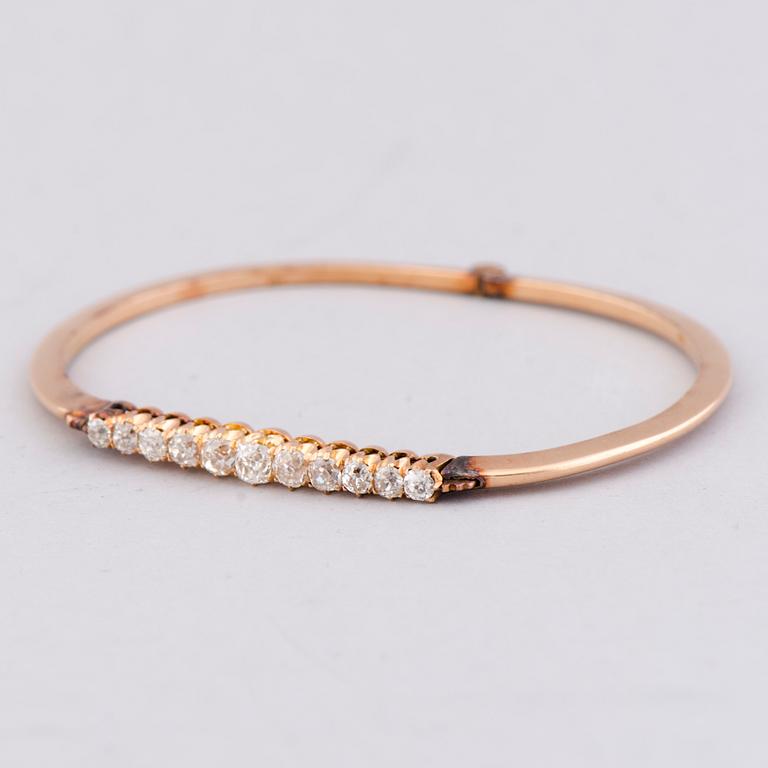 BRACELET, old cut diamonds 14K (56) gold. Russia.