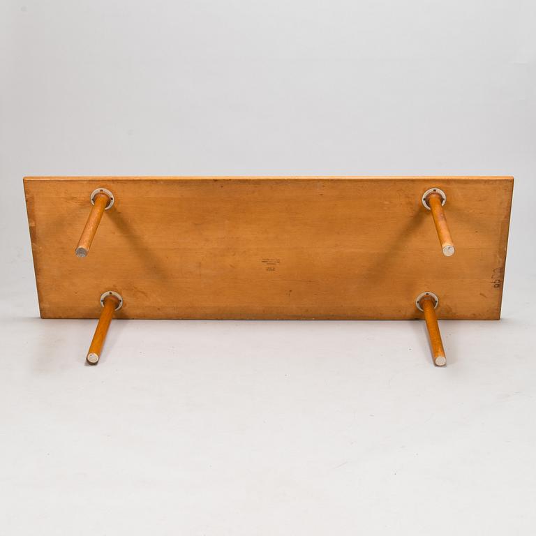 Hans J Wegner, soffbord för Andreas Tuck, Danmark.