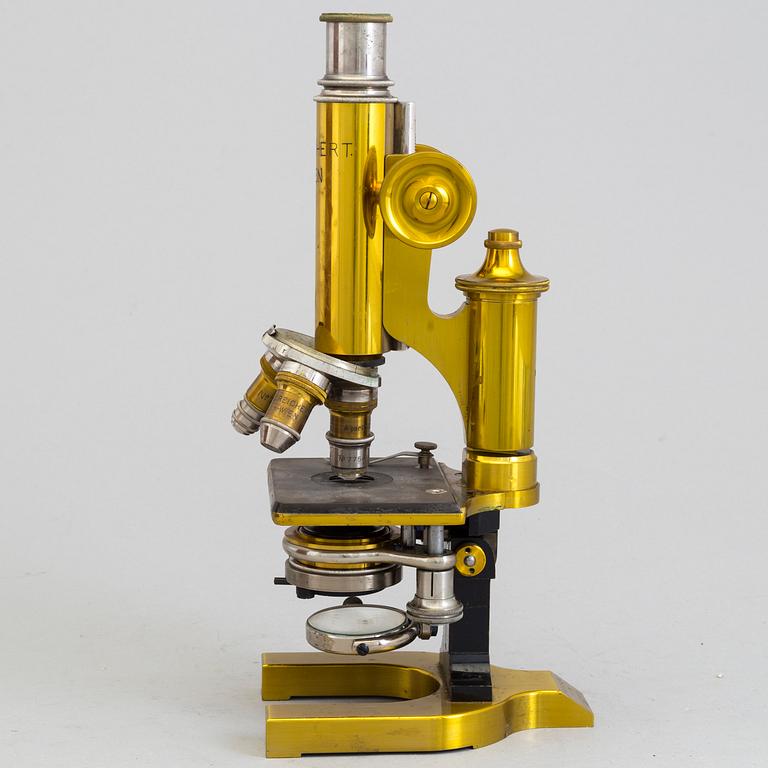 A microscope from Reichert, Vienna, Austria, first half of the 20th century.