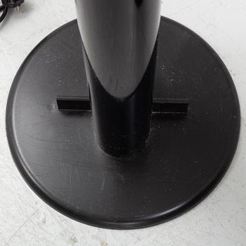 Gianfranco Frattini, golvlampor, ett par, "Megaron", Artemide, modellen formgiven 1979.