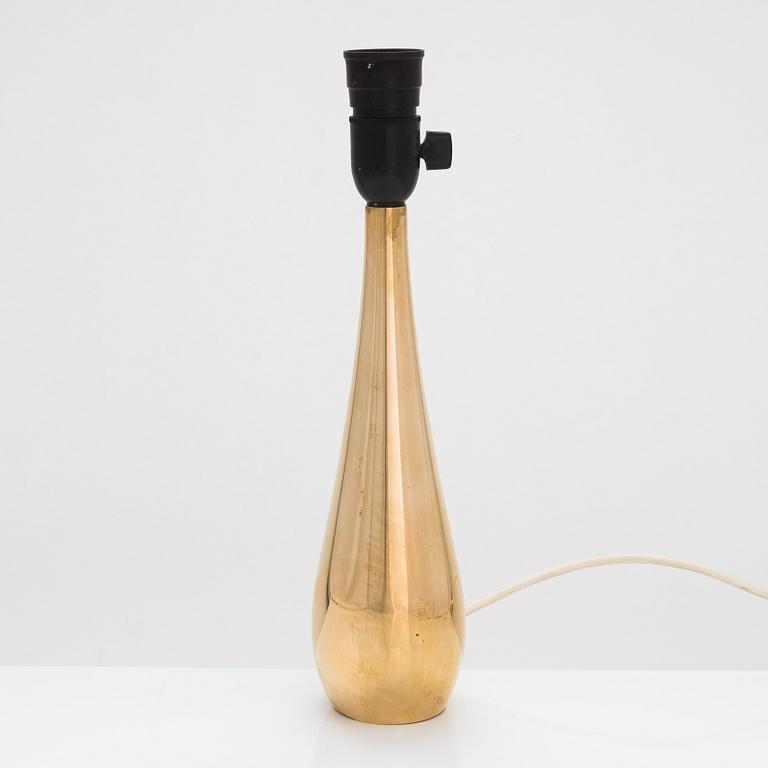 Mauri Almari, a mid 20th century table lamp, model K11-22 for Idman.