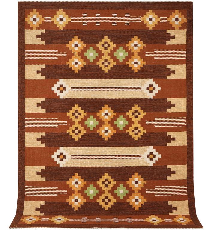 Ingegerd Silow, a flatweave carpet, signed IS, c. 241 x 167 cm.
