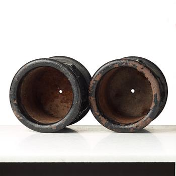 Anna Petrus, a pair of Swedish Grace cast iron jardinières "Blomkruka nr 1", Näfveqvarn, Sweden.