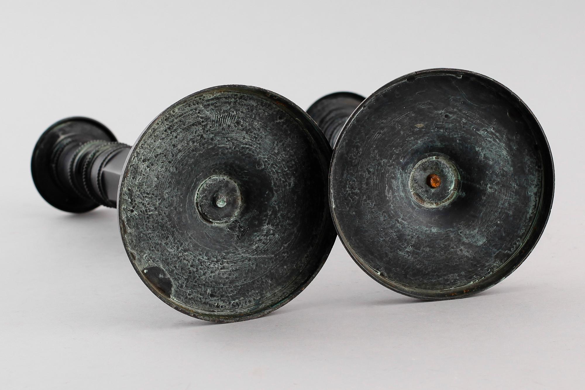 LJUSSTAKAR, 1 par, empire, brons, Frankrike, 1800-talets första hälft.