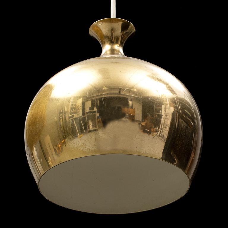 A late 20th Century ceiling light.