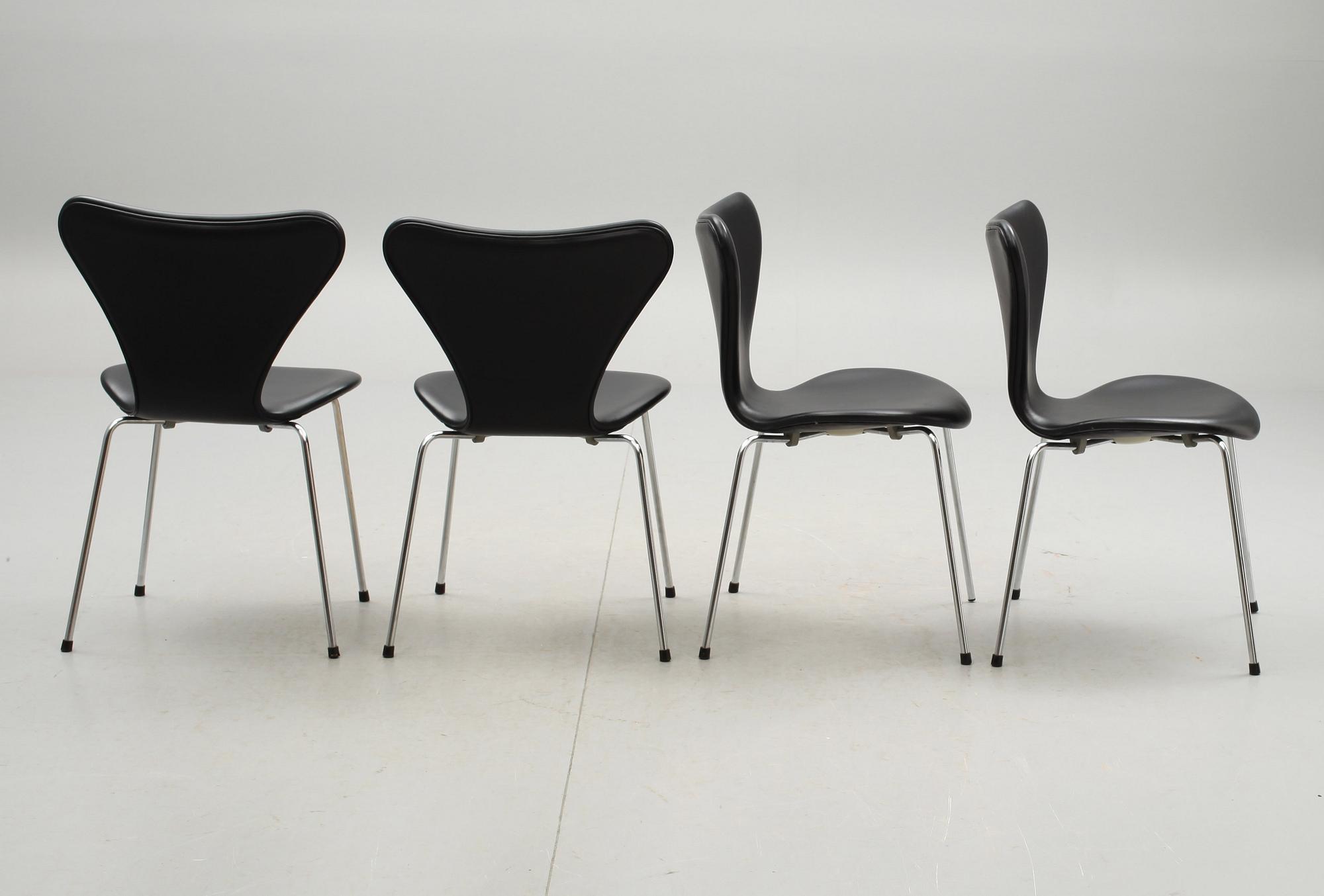 STOLAR, 4 st, "Sjuan", design Arne Jacobsen för Fritz Hansen, Danmark, 1980.