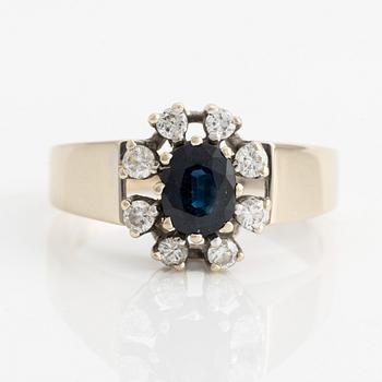 Ring, with sapphire and diamonds.