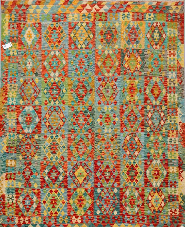 A carpet, kilim 295 x 205 cm.