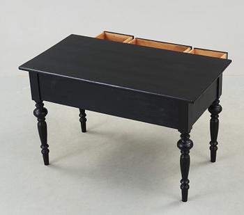 SKRIVBORD, omkring 1900.