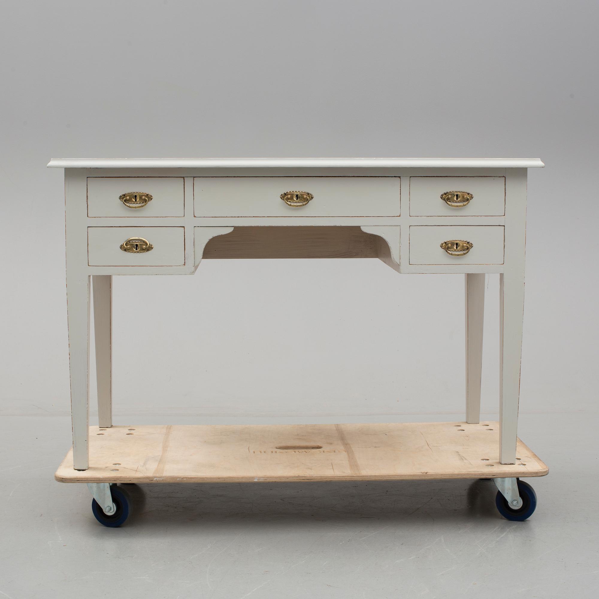 SKRIVBORD, 1900-talets början.