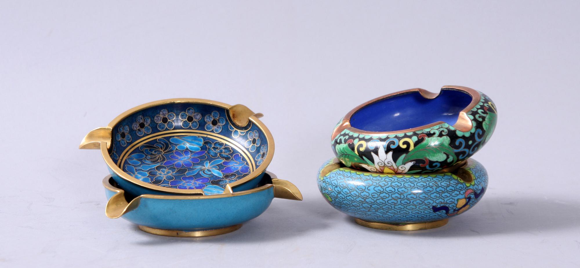 ASKKOPPAR, 4 st. Cloisonné, Kina.