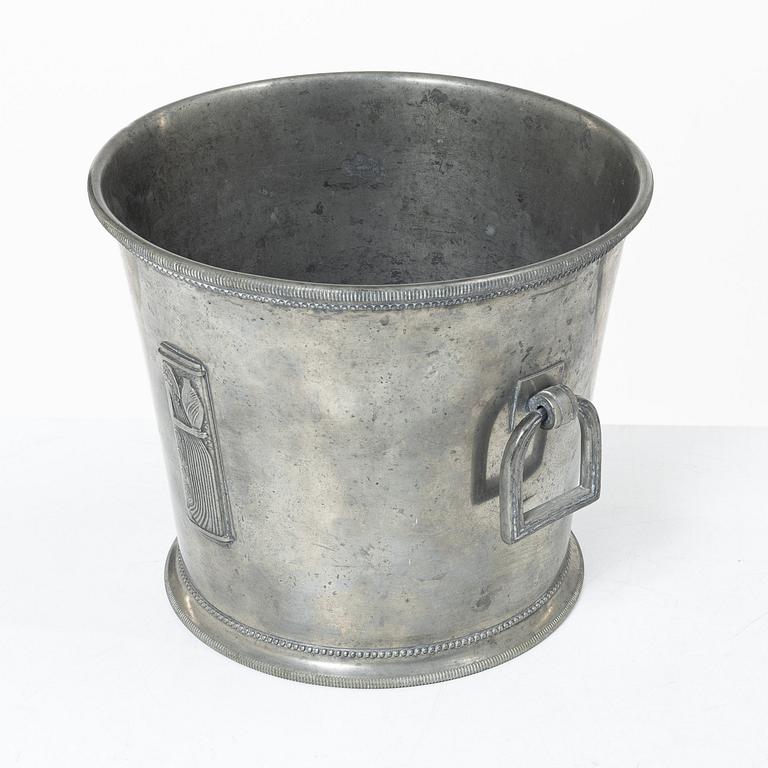 Sylvia Stave, vinkylare, tenn, C.G. Hallberg, Stockholm 1929.