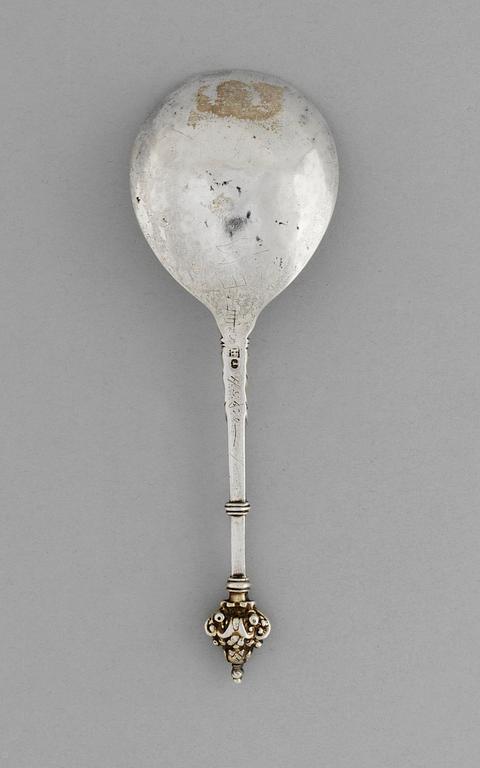 SKED. med fruktknopp, av Hindrich Böök, Torshälla (verksam -1620-1658-).