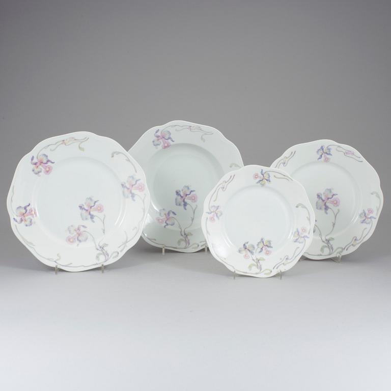 MATSERVIS, 57 delar, porslin, Rosenthal, 1900-talets första hälft.