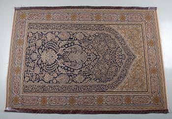 MATTA, Iran, Ghom, old. Ca 149x217 cm.