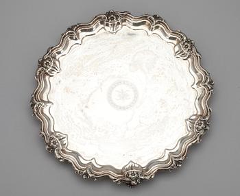 BRICKA, silver, Sheffield, sekelskiftet 1800/1900. Vikt 1006 g.